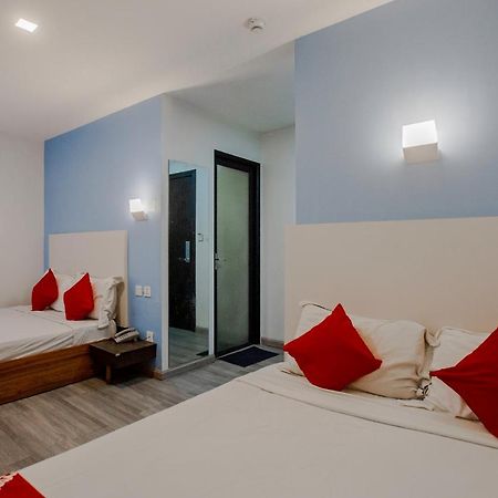 Oyo 666 Mc Hotel Fairview 奎松市 外观 照片