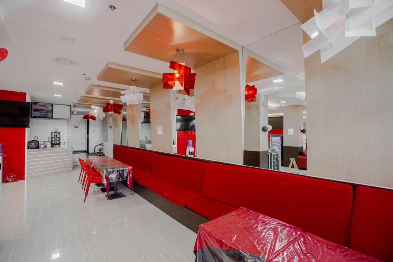 Oyo 666 Mc Hotel Fairview 奎松市 外观 照片